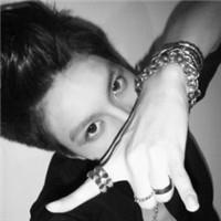 风度翩翩的帅哥头像 真爱是不会变成怨恨的