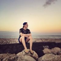 孤单男生微信个性头像 单身狗的日常