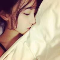微信女生侧脸头像  希望有人看透我的倔强