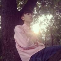 伤感带回忆的男生微信个性头像 既然心知肚明又何必句句煽情