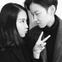 异地恋的情侣微信头像00后专属 若是对的人就不该湿了眼