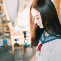 唯美意境女生微信头像小清新的 曾迷途才怕追不上满街赶路人