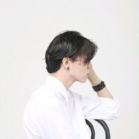 简单意境的情侣微信个性头像 遗憾太多像不能倒退的钟