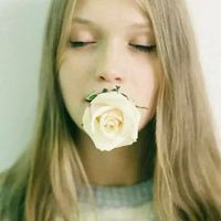 简单意境的情侣微信个性头像 遗憾太多像不能倒退的钟