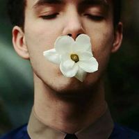 简单意境的情侣微信个性头像 遗憾太多像不能倒退的钟