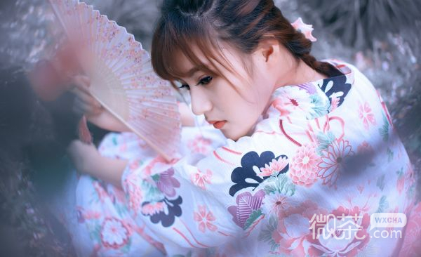 樱花少女唯美微信图片