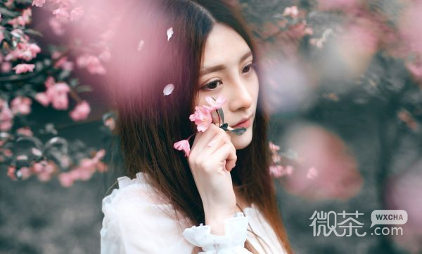 樱花少女唯美微信图片