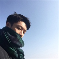 2015最新热门男生头像 永远用来演一场意外