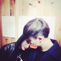 感情好的情侣微信双人头像大全 我喜欢你与愚人节无关