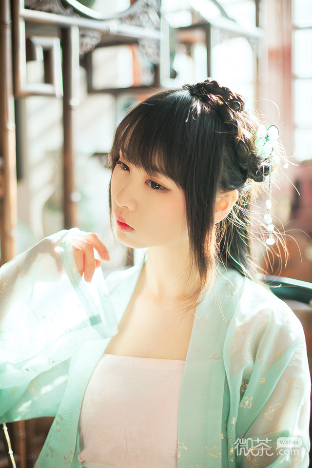 微信意境汉服美女lomo清新微信图片