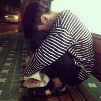 圣诞节你们快乐吗 有点忧郁的男生微信头像设计