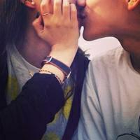 微信头像情侣一对一张接吻的精选2016 请给我一个幸福的未来