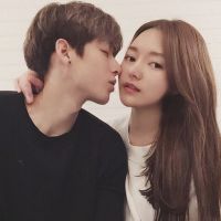 微信头像情侣一对一张接吻的精选2016 请给我一个幸福的未来