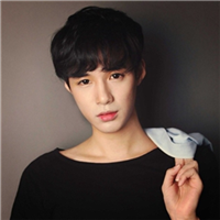 2015时尚帅气的微信男生头像 留恋风光不再难得你愿以心对待