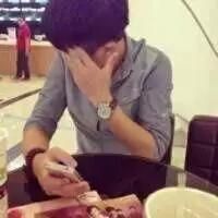 2015时尚帅气的微信男生头像 留恋风光不再难得你愿以心对待