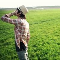 男生意境海边微信头像 一个人看海有点寂寥