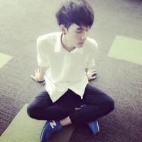 2015时尚帅气的微信男生头像 留恋风光不再难得你愿以心对待