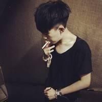 2015时尚帅气的微信男生头像 留恋风光不再难得你愿以心对待