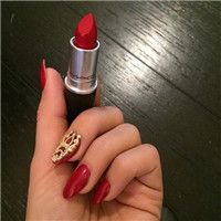 杂图女生头像2015 心疼所有向爱屈服的女生