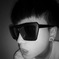 2015时尚帅气的微信男生头像 留恋风光不再难得你愿以心对待