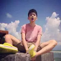 2015时尚帅气的微信男生头像 留恋风光不再难得你愿以心对待