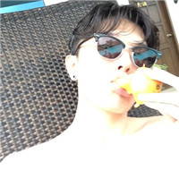潇洒帅气的微信男生个性头像 或许你从未想过跟我的以后