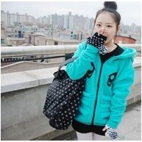 闺蜜头像四人分开四张精选 爱我或恨我都随风