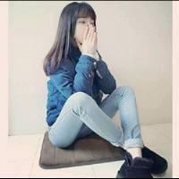 微信头像女生背影盘腿坐大全 早知道是这样如梦一场