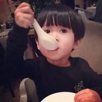 童心未泯微信头像情侣一人一张 陪你度过漫长的岁月