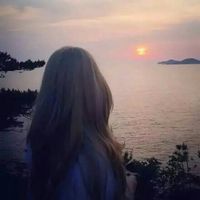 童心未泯微信头像情侣一人一张 陪你度过漫长的岁月