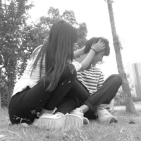 童心未泯微信头像情侣一人一张 陪你度过漫长的岁月