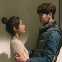 匹诺曹情侣头像一左一右 崔达布和荷娜萌萌哒的爱情故事