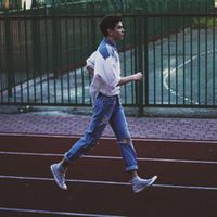 欧美头像男生霸气冷艳排行榜 孤独的人最擅长假装自己很忙