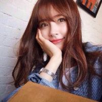 长发头像女生微笑气质优雅的 我爱你太美好时光他知道