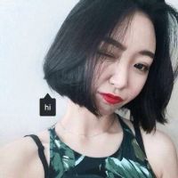 长发头像女生微笑气质优雅的 我爱你太美好时光他知道