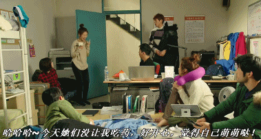 逗比匹诺曹朴信惠表情包 GIF文字表情图片