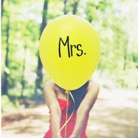 微信头像情侣带字超拽霸气有范的 再傻也是你媳妇