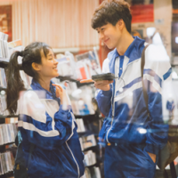 头像情侣两人一张图穿校服2016款 是你给了我很温暖的感觉