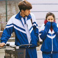 头像情侣两人一张图穿校服2016款 是你给了我很温暖的感觉