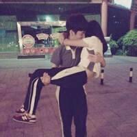 头像情侣两人一张图穿校服2016款 是你给了我很温暖的感觉