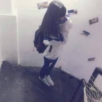 女生微信唯美头像  许自己一片静美天空