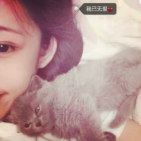 女生微信唯美头像  许自己一片静美天空