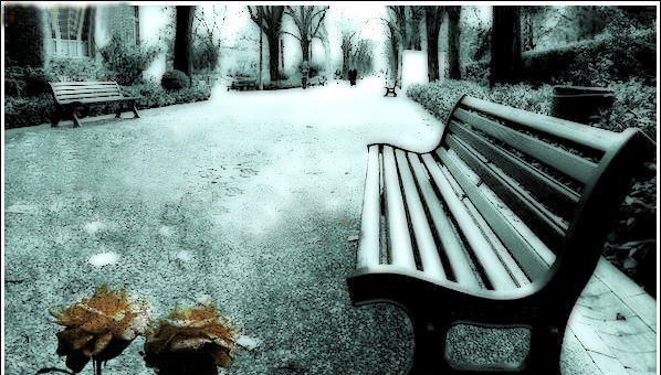 凄凉伤感微信图片  年轻的我们总有很多东西无法挽留