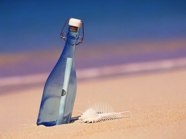 精选漂流瓶图片  我一直都在流浪
