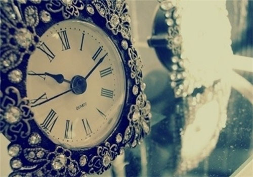 钟表时光图片大全  时钟滴答滴答地刻录着生命感言