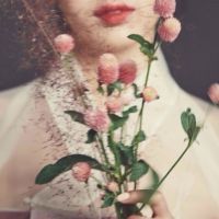 精选女生头像  唯美清纯的森系带花头像