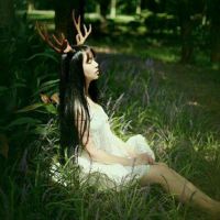 精选女生头像  唯美清纯的森系带花头像