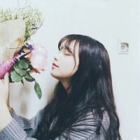 精选女生头像  唯美清纯的森系带花头像