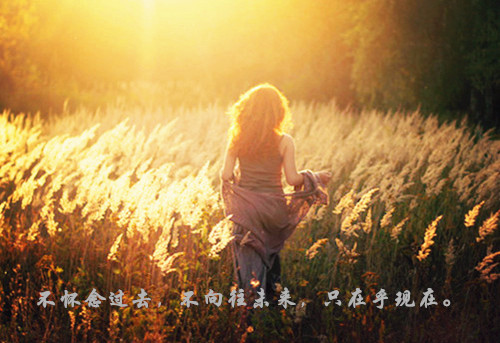 微信背影女生图片  背影里的淡淡伤感