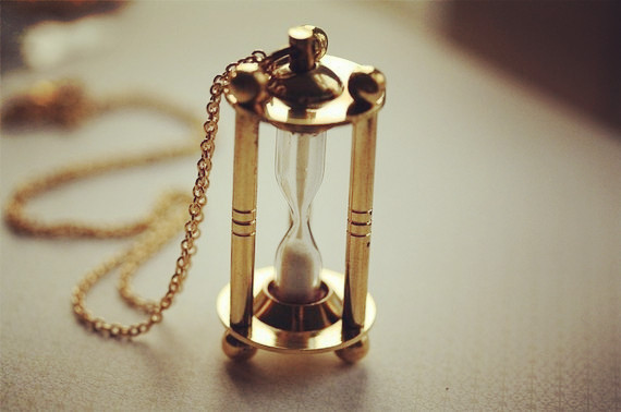 唯美沙漏图片大全  时间的沙漏,隐形的手